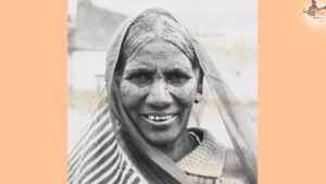 अंधेरे घर में उजाला भरने वाली मिट्टी की जादूगर: सोनाबाई की प्रेरणादायक यात्रा